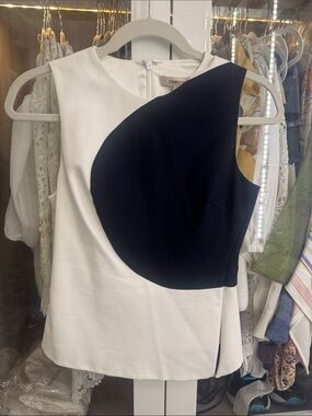 White & Black Colorblock Sleeveless Tank Top